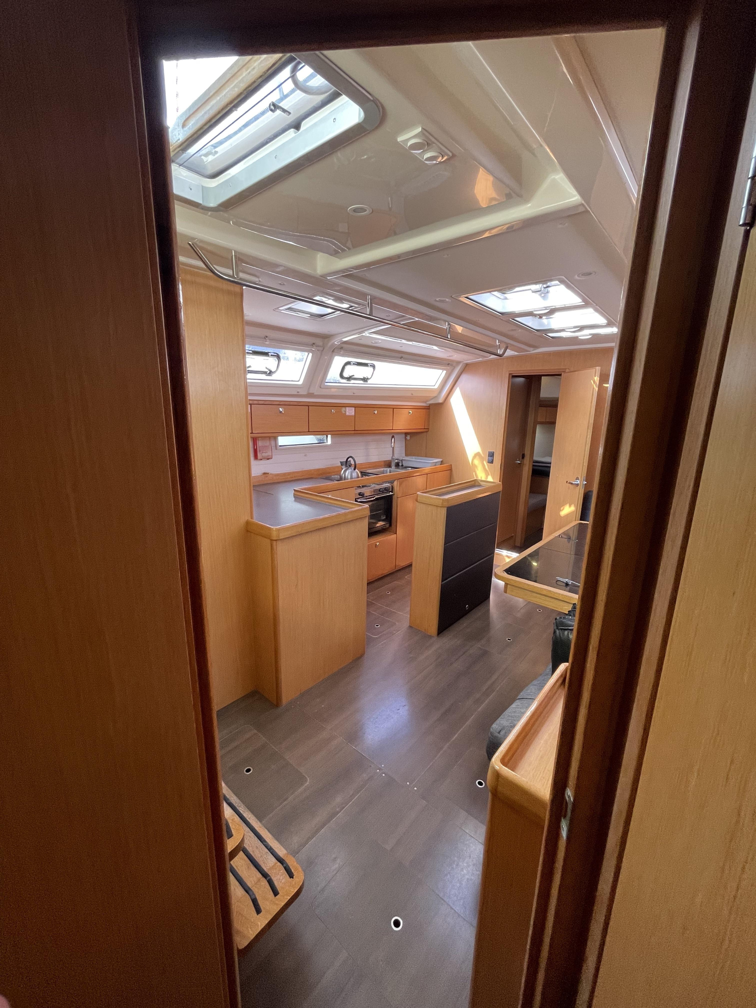 Photo #6 - Bavaria Cruiser 46 - 4 cab. (Rozerina) en Atenas - 44272