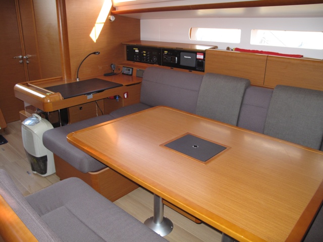 Photo #4 - Sun Odyssey 509 - 5 cab. (Oceanlord) in Nieuwpoort - 44332
