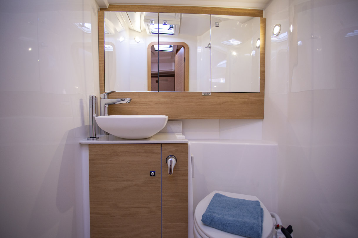 Photo #25 - Dufour 430 GL (Sea Cloud 1) en Pula - 44406