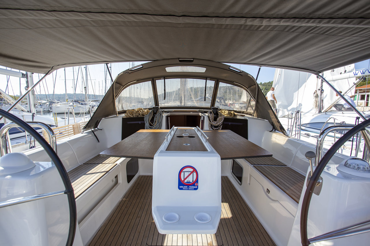 Photo #7 - Dufour 460 GL (Mincipesa) en Pula - 44408