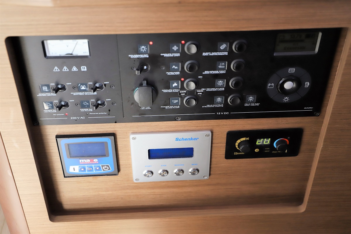 Photo #11 - Lagoon 42 - 4 + 2 cab. (Da Vinci) in Zara - 44413