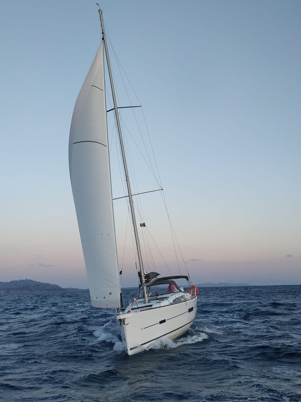 Photo #4 - Dufour 520 GL (Holiday Planet) en Palermo - 44433