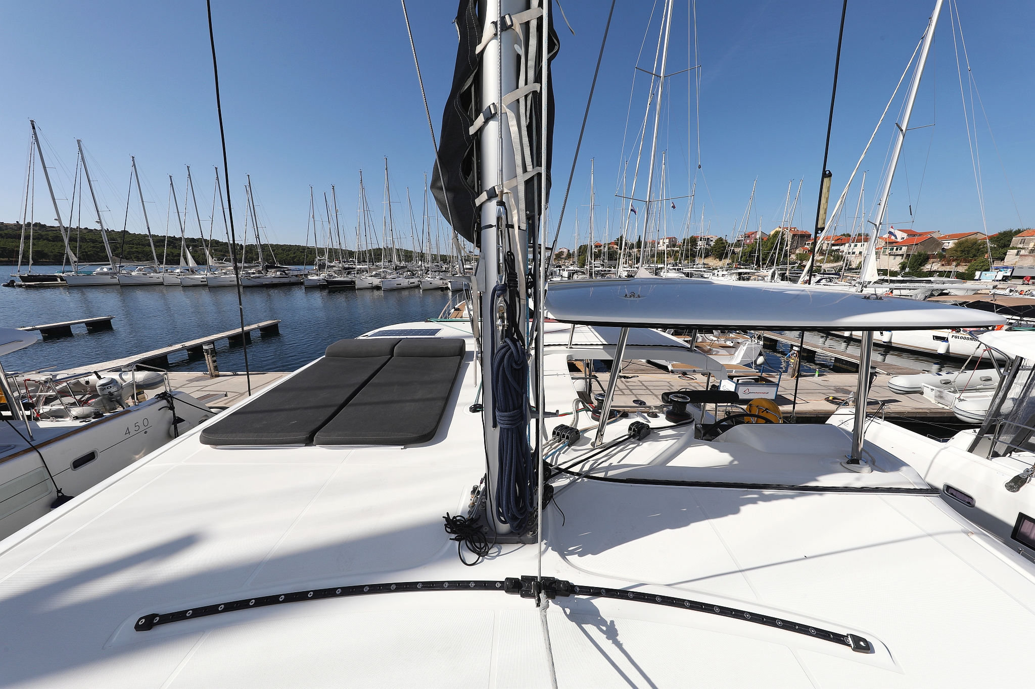 Photo #22 - Lagoon 42 - 4 + 2 cab. (Media Luna) in Sibenik - 44440