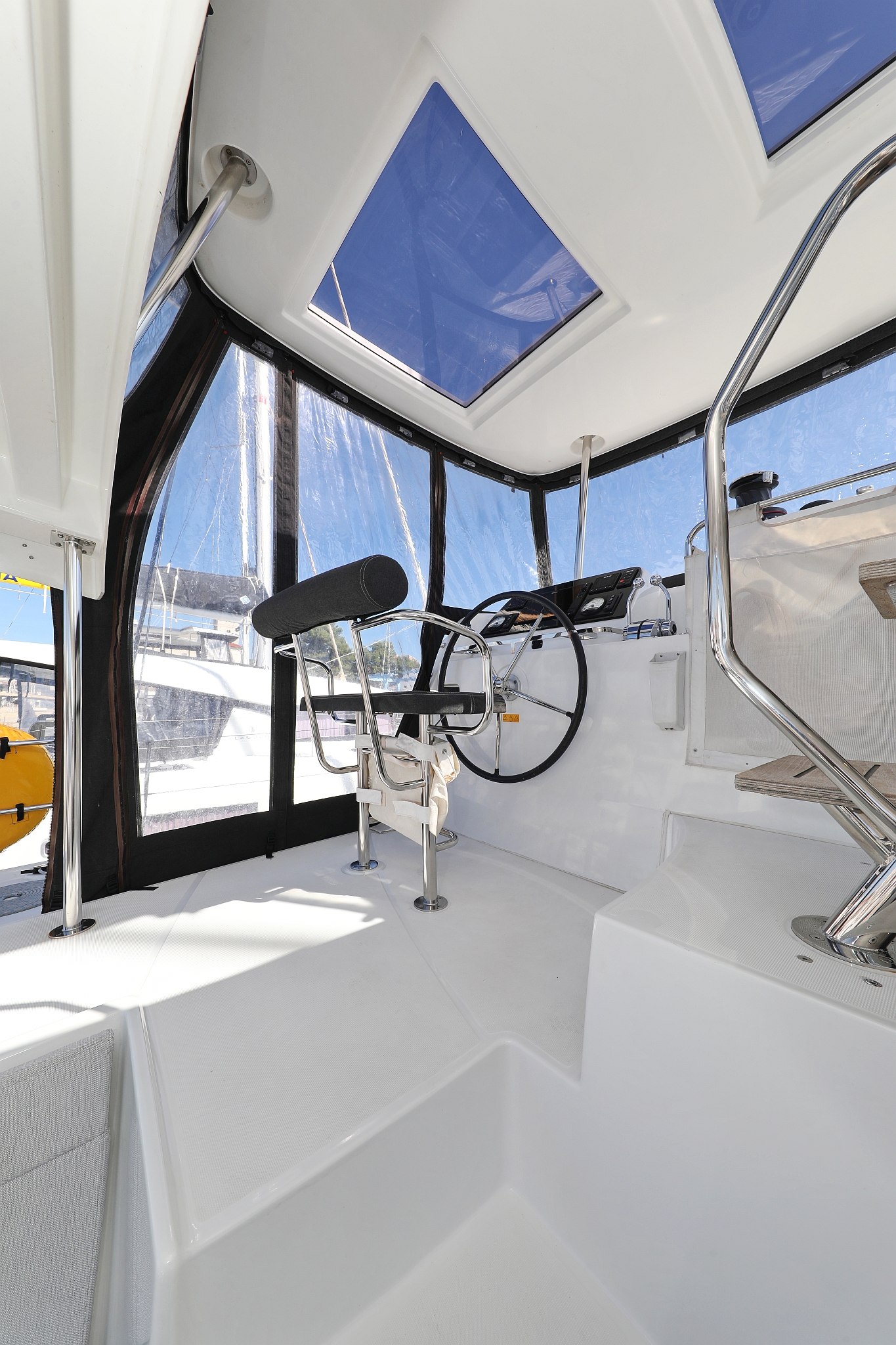 Photo #11 - Lagoon 42 - 4 + 2 cab. (Media Luna) in Sibenik - 44440