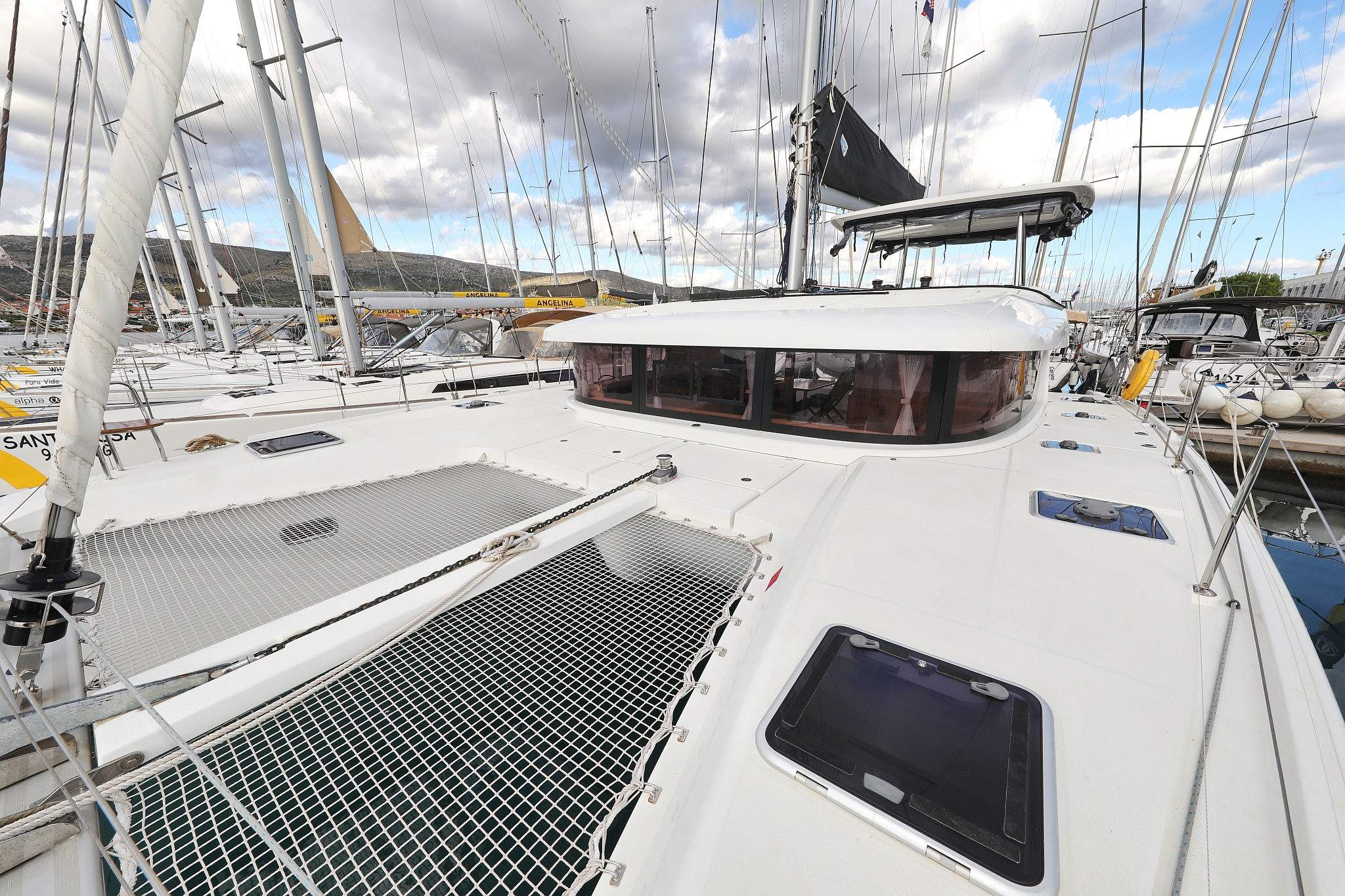 Photo #12 - Lagoon 42 - 4 + 2 cab. (Demi Doux) in Trogir - 44442