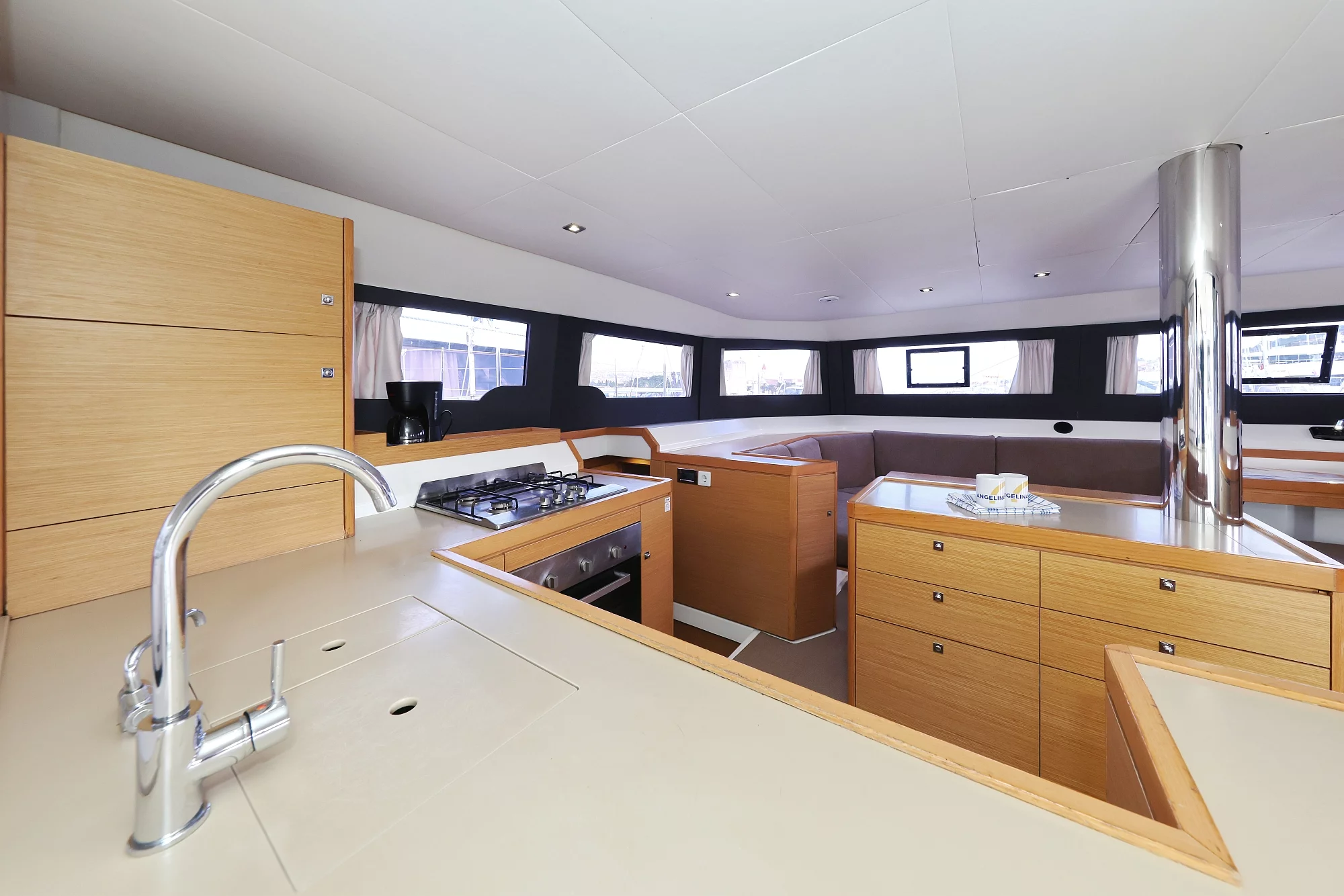 Dufour 48 Catamaran - 5 + 1 cab. (Make Me Yours)  - 20