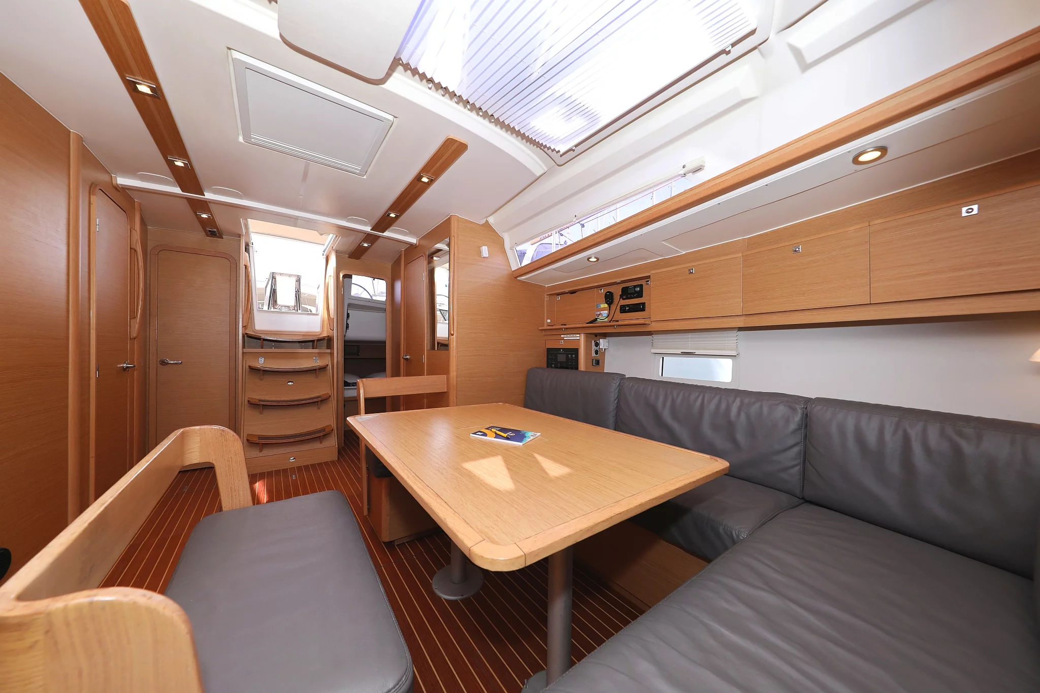 Dufour 430 GL (Friendship)  - 15