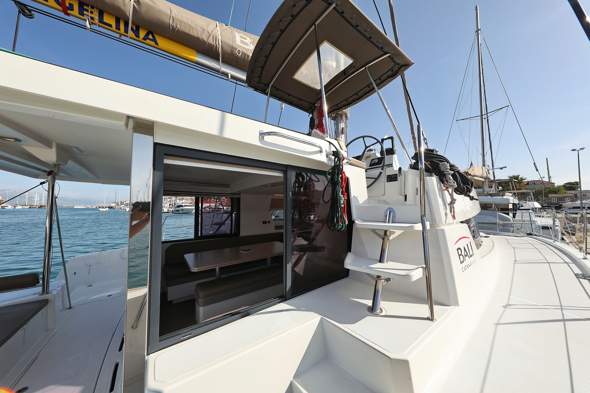 Photo #8 - Bali 4.1 - 4 cab. (Escape I) in Trogir - 44448