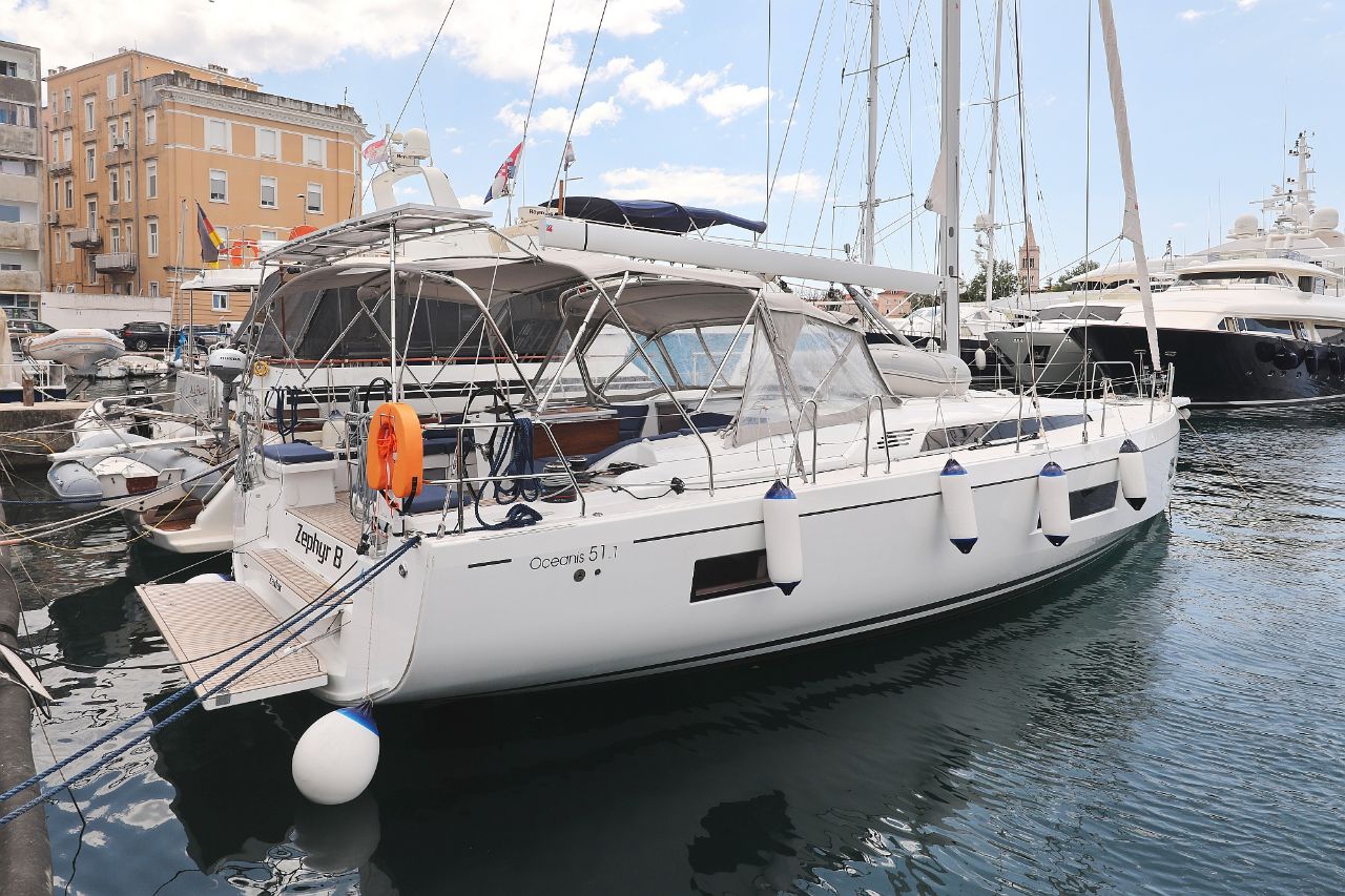 Photo #7 - Oceanis 51.1 - 5 + 1 cab. (Zephyr B) in Zara - 44469