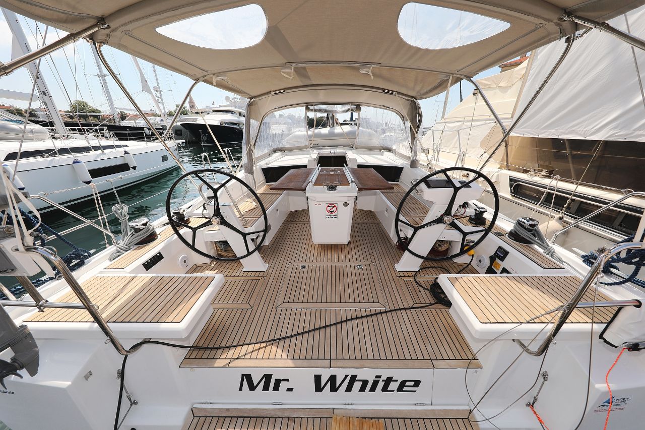 Photo #4 - Oceanis 46.1 (Mr.White) in Zara - 44470