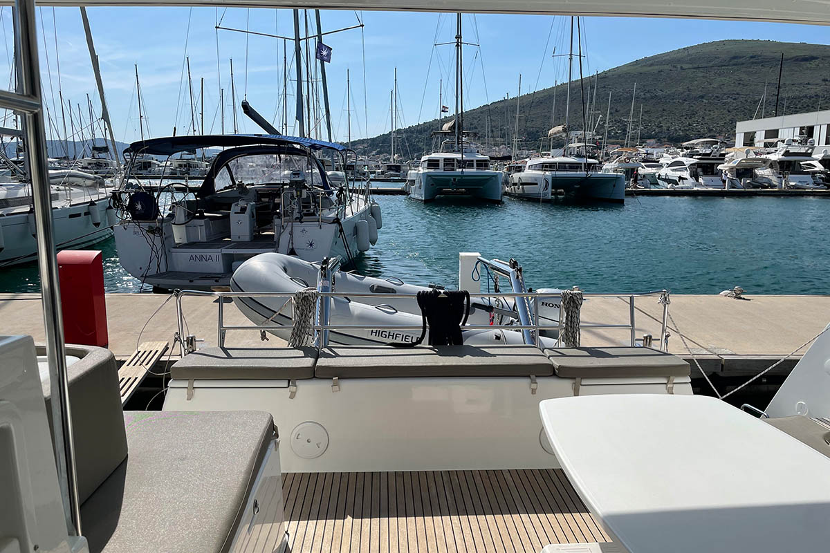 Photo #11 - Lagoon 40 - 4 + 2 cab (Santai) in Trogir - 44493