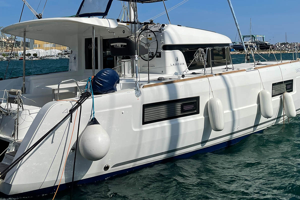 Photo #18 - Lagoon 40 - 4 + 2 cab (Santai) in Trogir - 44493
