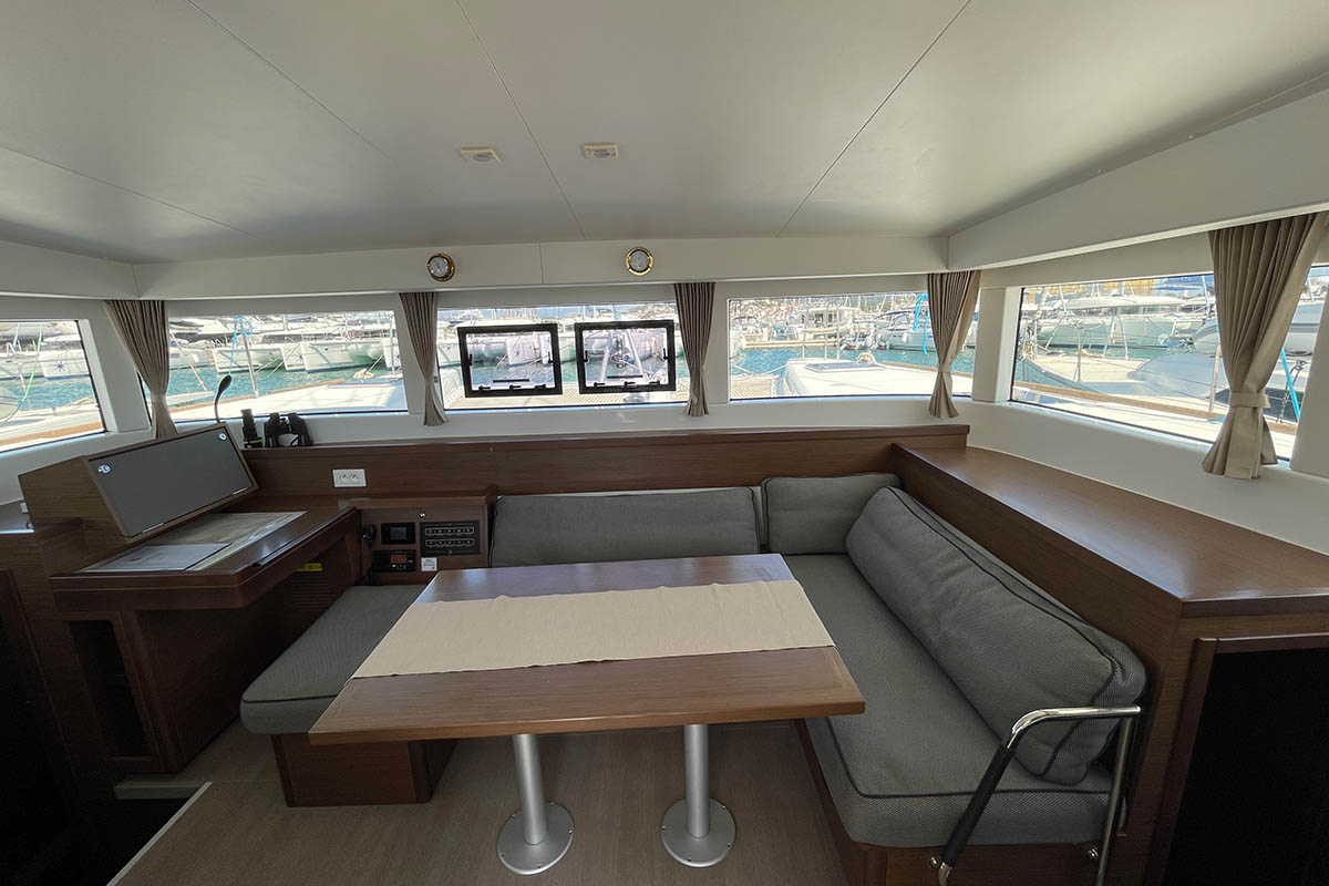 Photo #23 - Lagoon 40 - 4 + 2 cab (Santai) in Trogir - 44493