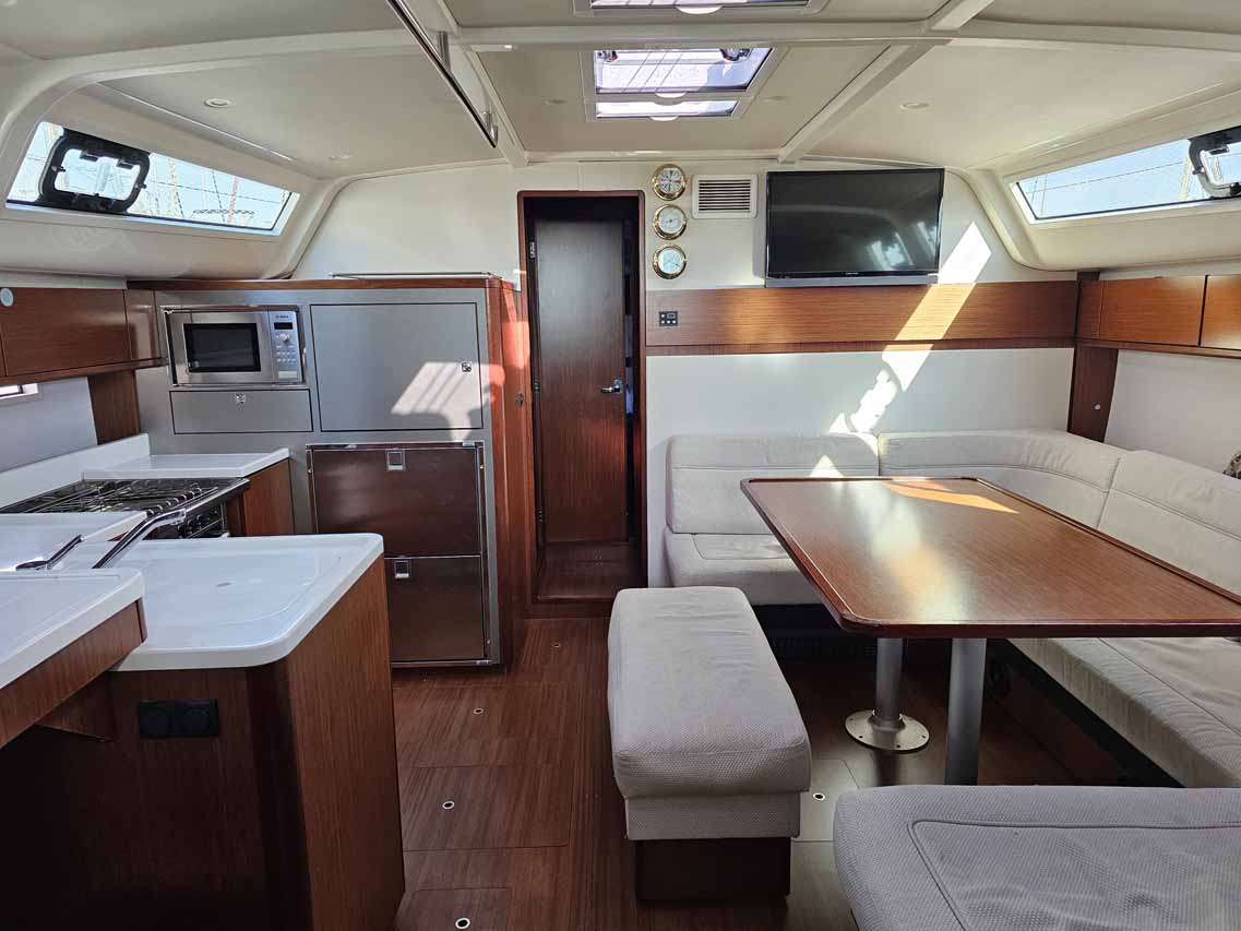 Photo #8 - Bavaria Cruiser 51 Style - 5 cab. (Style) in Krk - 44511