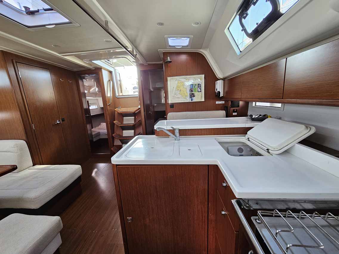 Photo #10 - Bavaria Cruiser 51 Style - 5 cab. (Style) in Krk - 44511