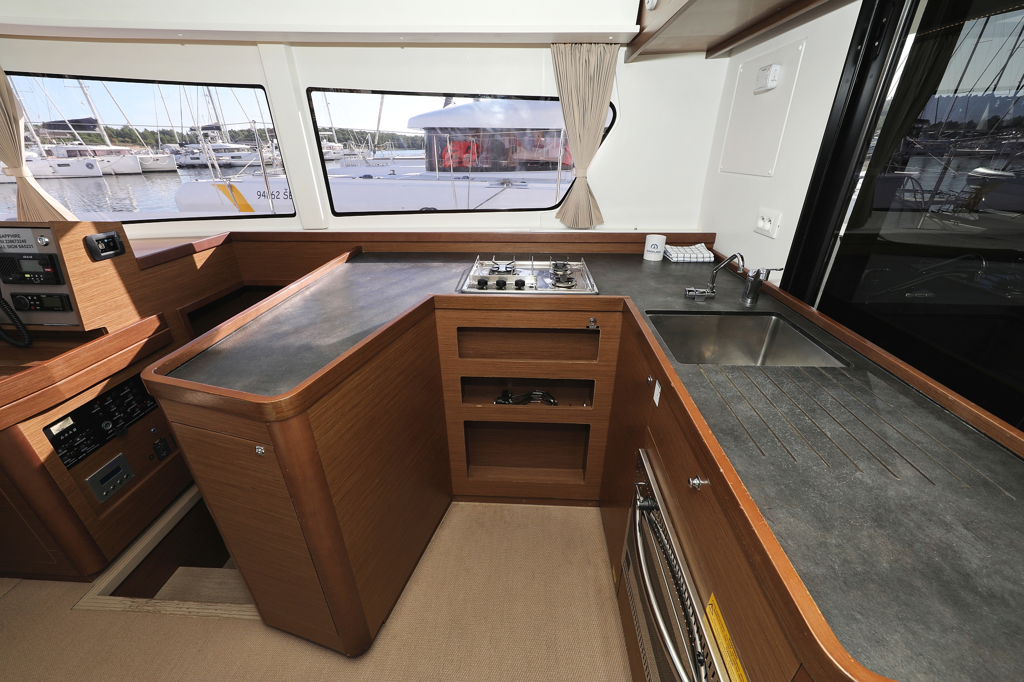 Photo #16 - Lagoon 42 - 4 + 2 cab. (Sapphire) in Sibenik - 44521