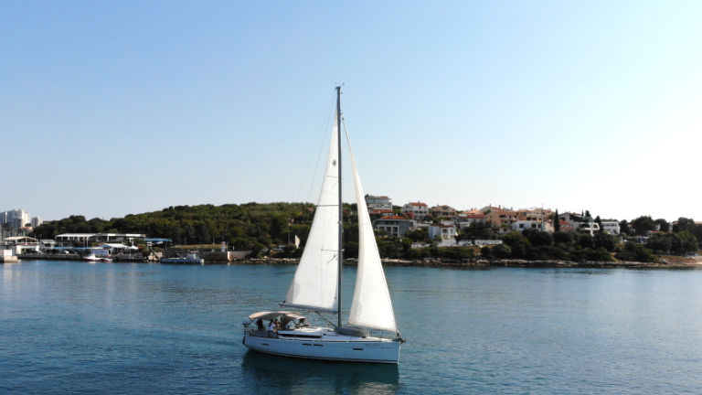 Photo #4 - Sun Odyssey 419 - 3 cab. (Mira) en Pula - 44523