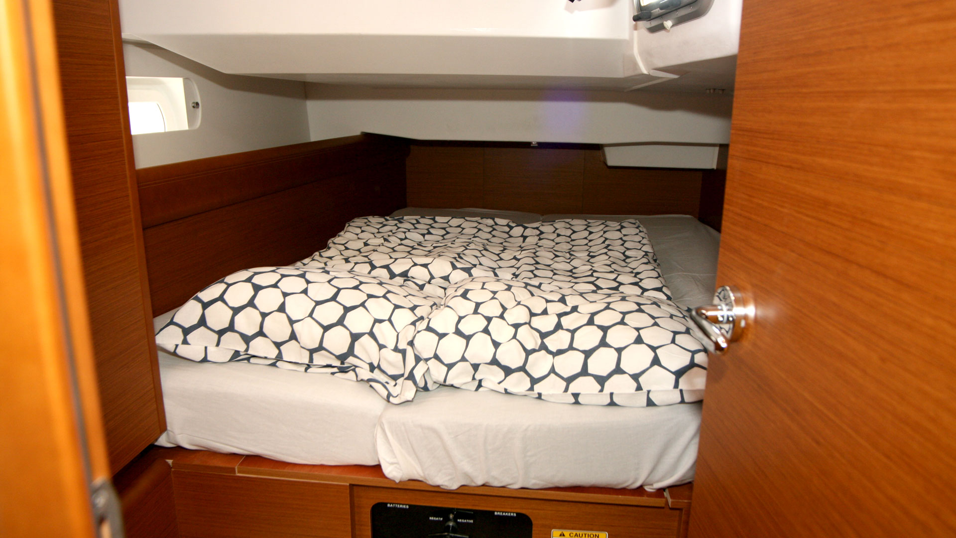 Photo #17 - Sun Odyssey 419 - 3 cab. (Mira) en Pula - 44523