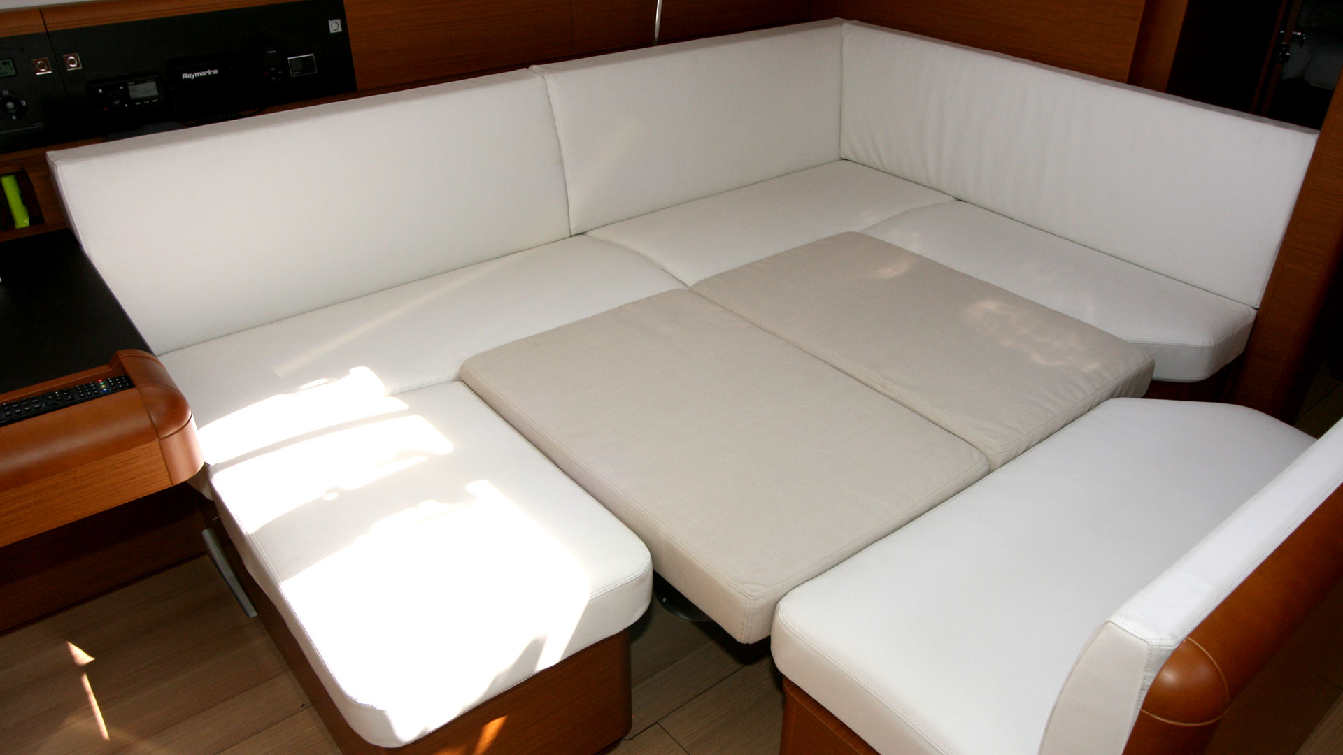 Photo #13 - Sun Odyssey 479 - 4 cab. (Vencel) in Pula - 44524