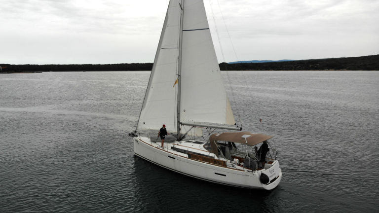 Photo #4 - Sun Odyssey 389 - 2 cab. (Tara) in Krk - 44534