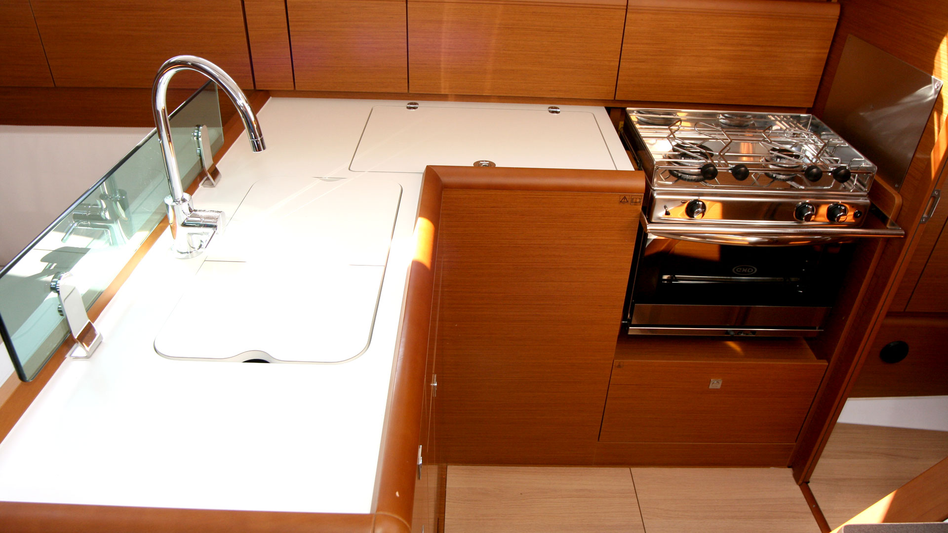 Photo #11 - Sun Odyssey 389 - 2 cab. (Tara) in Krk - 44534