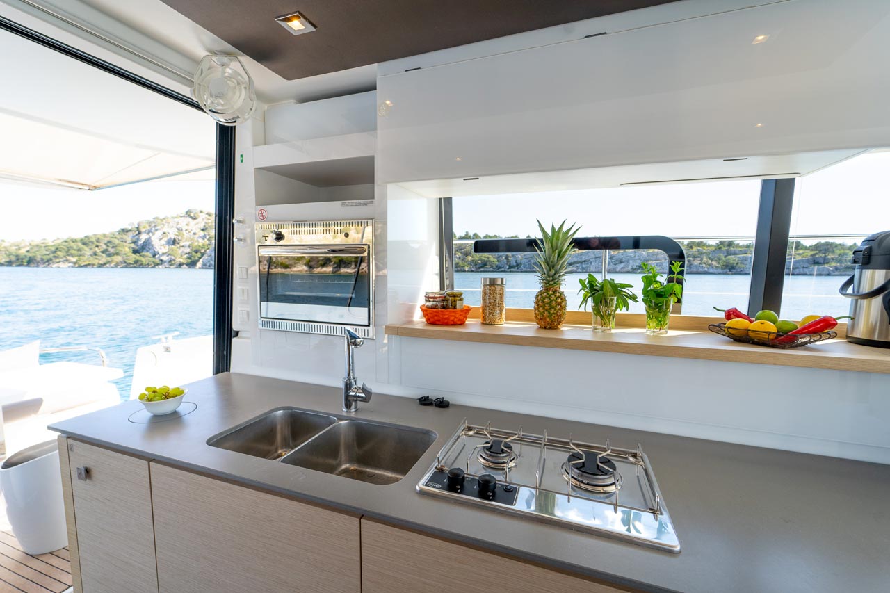 Photo #12 - Fountaine Pajot MY 37 - 3 cab. (Mon Ami) in Sibenik - 44550