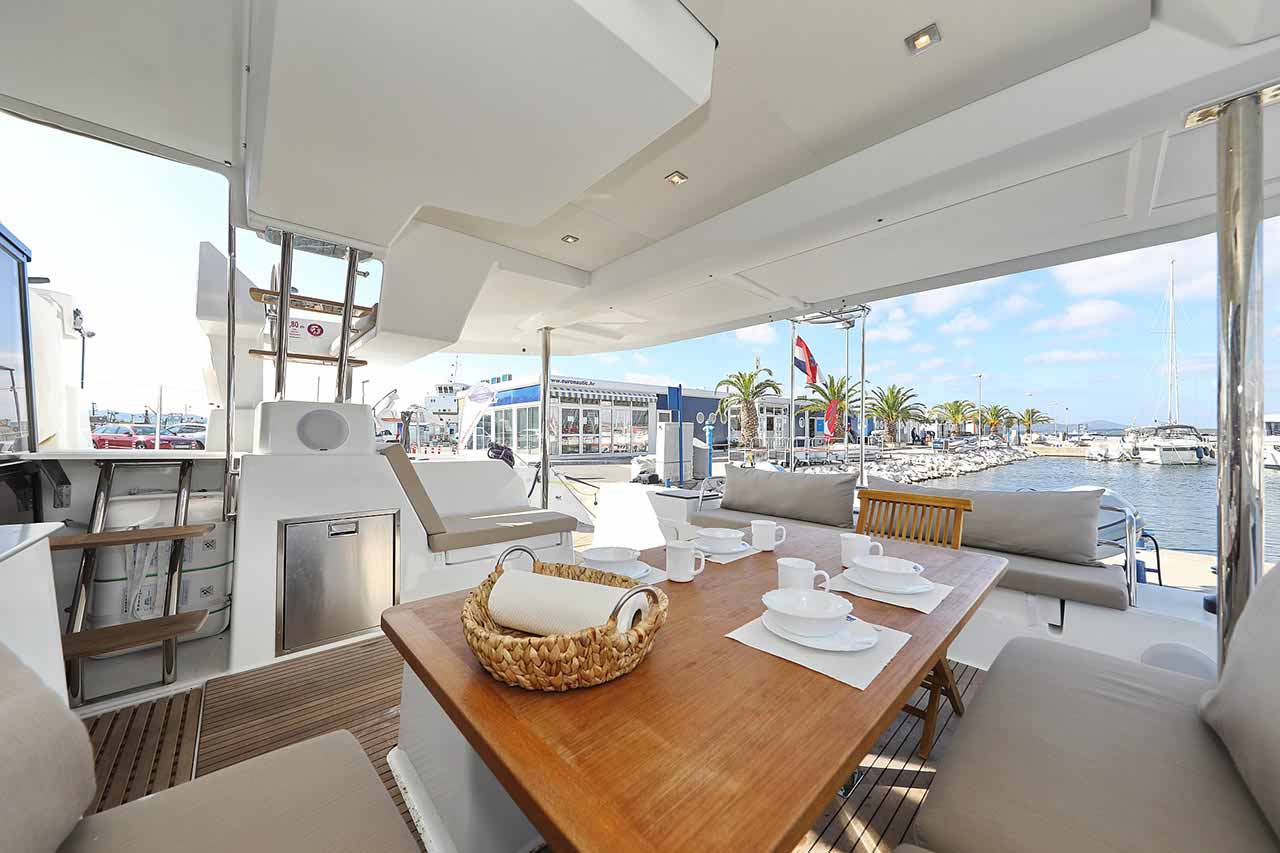 Photo #11 - Fountaine Pajot Saona 47 Quintet - 5 + 1 cab. (Fee) in Biograd - 44563