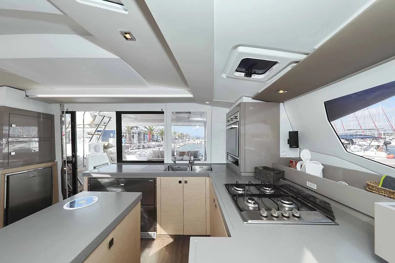 Fountaine Pajot Saona 47 Quintet - 5 + 1 cab. (Fee)  - 16