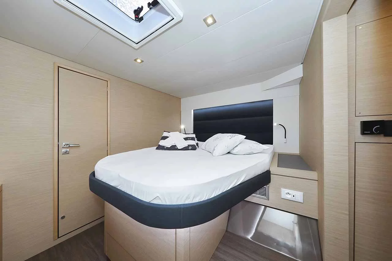Fountaine Pajot Saona 47 Quintet - 5 + 1 cab. (Fee)  - 18