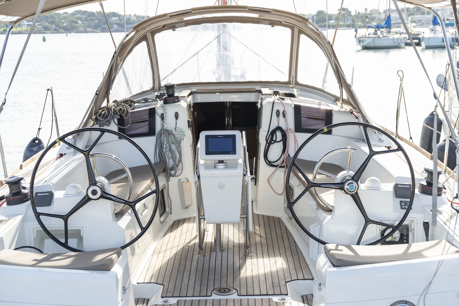 Photo #4 - Sun Odyssey 389 (BarElli) in Palma - 44587