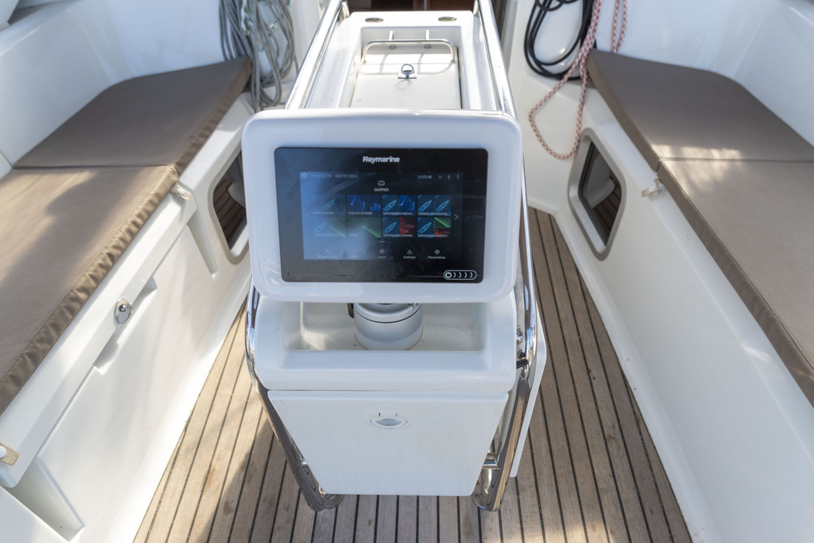 Photo #5 - Sun Odyssey 389 (BarElli) in Palma - 44587