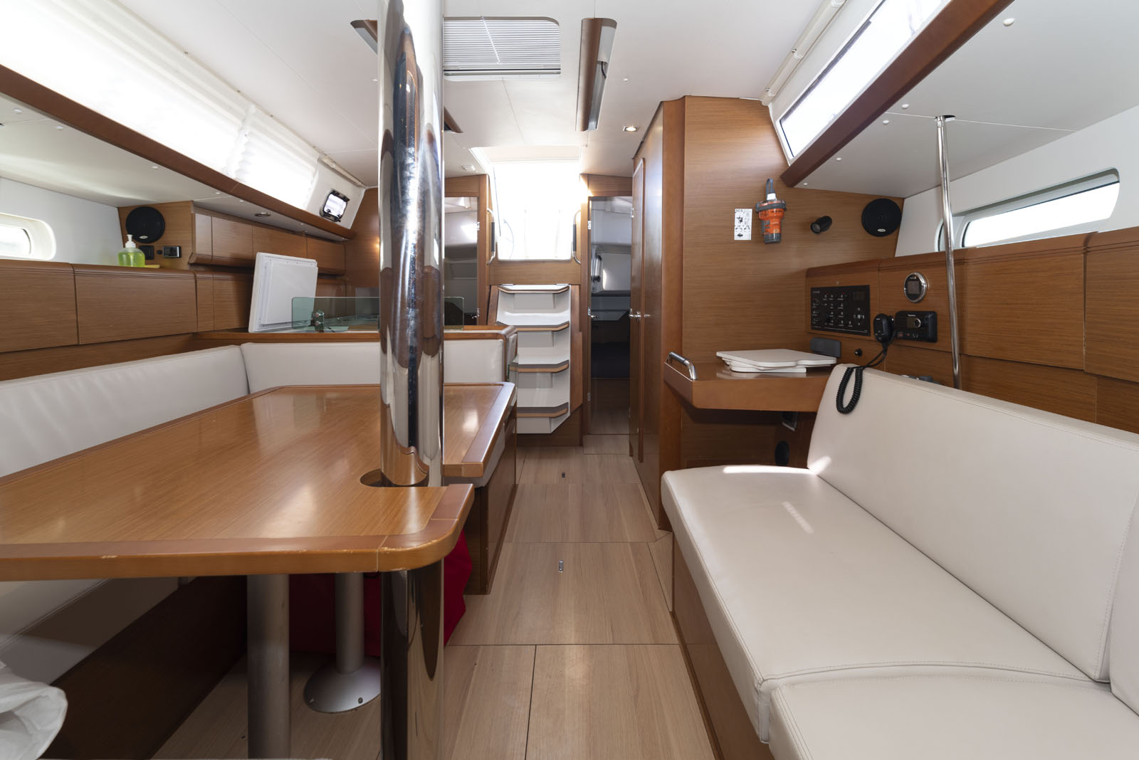 Photo #9 - Sun Odyssey 389 (BarElli) in Palma - 44587