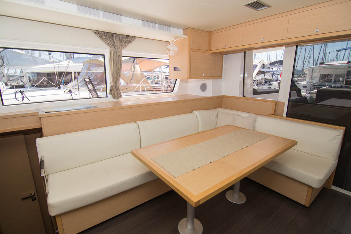 Photo #10 - Lagoon 52 F - 6 + 2 cab. (Jolie 1318/2024) in Palma - 44595