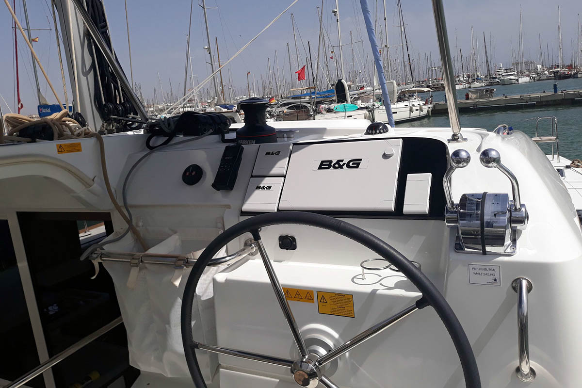 Photo #15 - Lagoon 40 - 4 + 2 cab (Nathalie 463/2025) in Palma - 44599