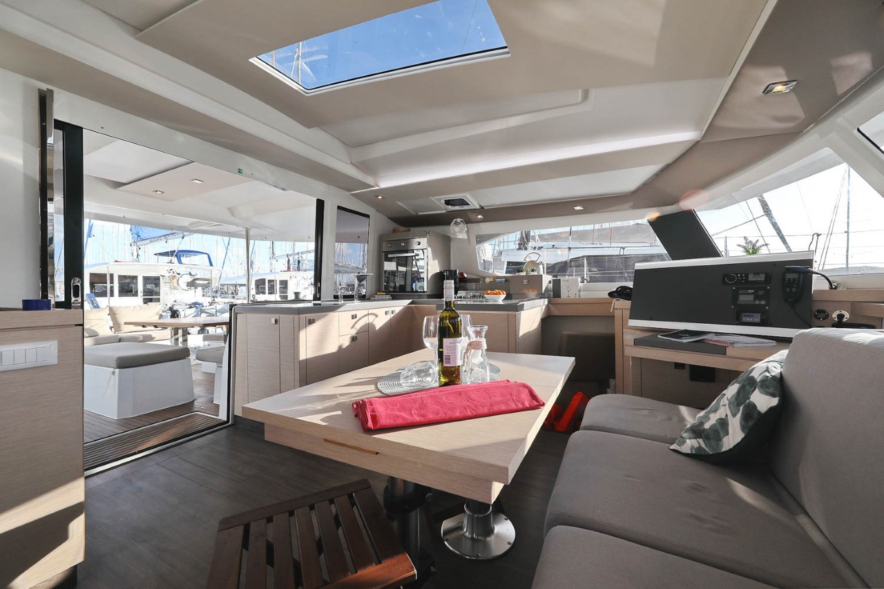Photo #13 - Fountaine Pajot Astrea 42 - 4 + 2 cab. (Ocean Runner) in Trogir - 44605