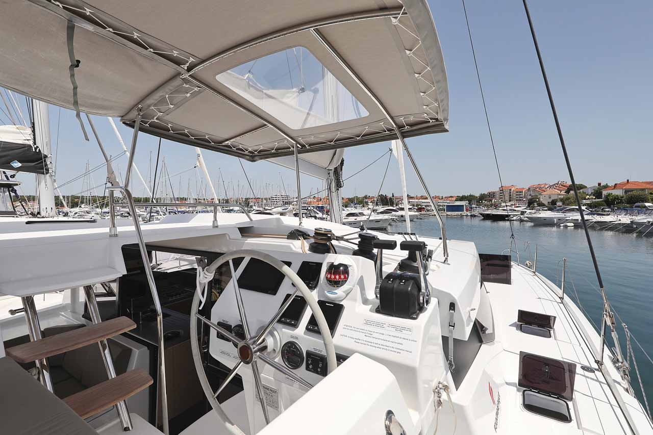 Photo #5 - Fountaine Pajot Astrea 42 (Bella V) en Biograd - 44606