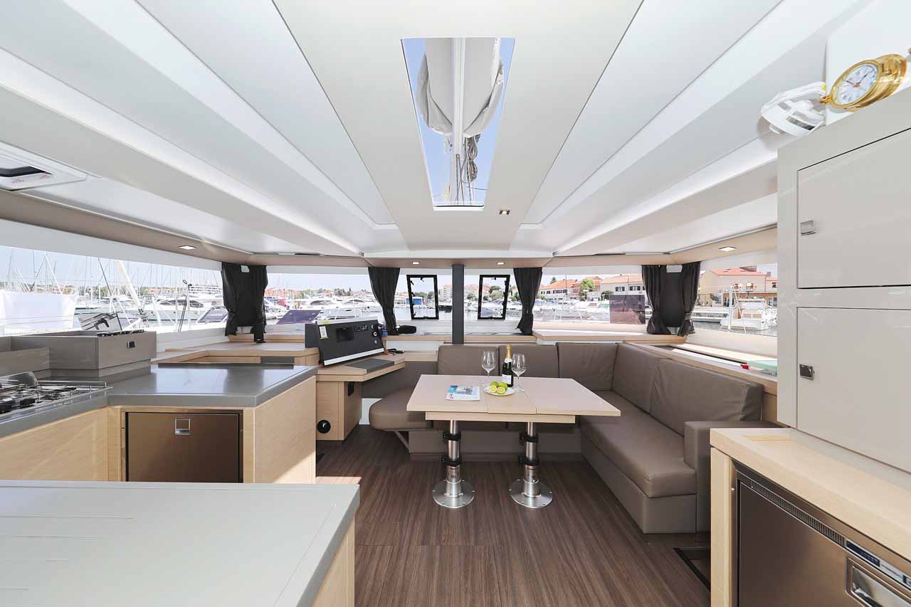 Photo #14 - Fountaine Pajot Astrea 42 (Bella V) en Biograd - 44606