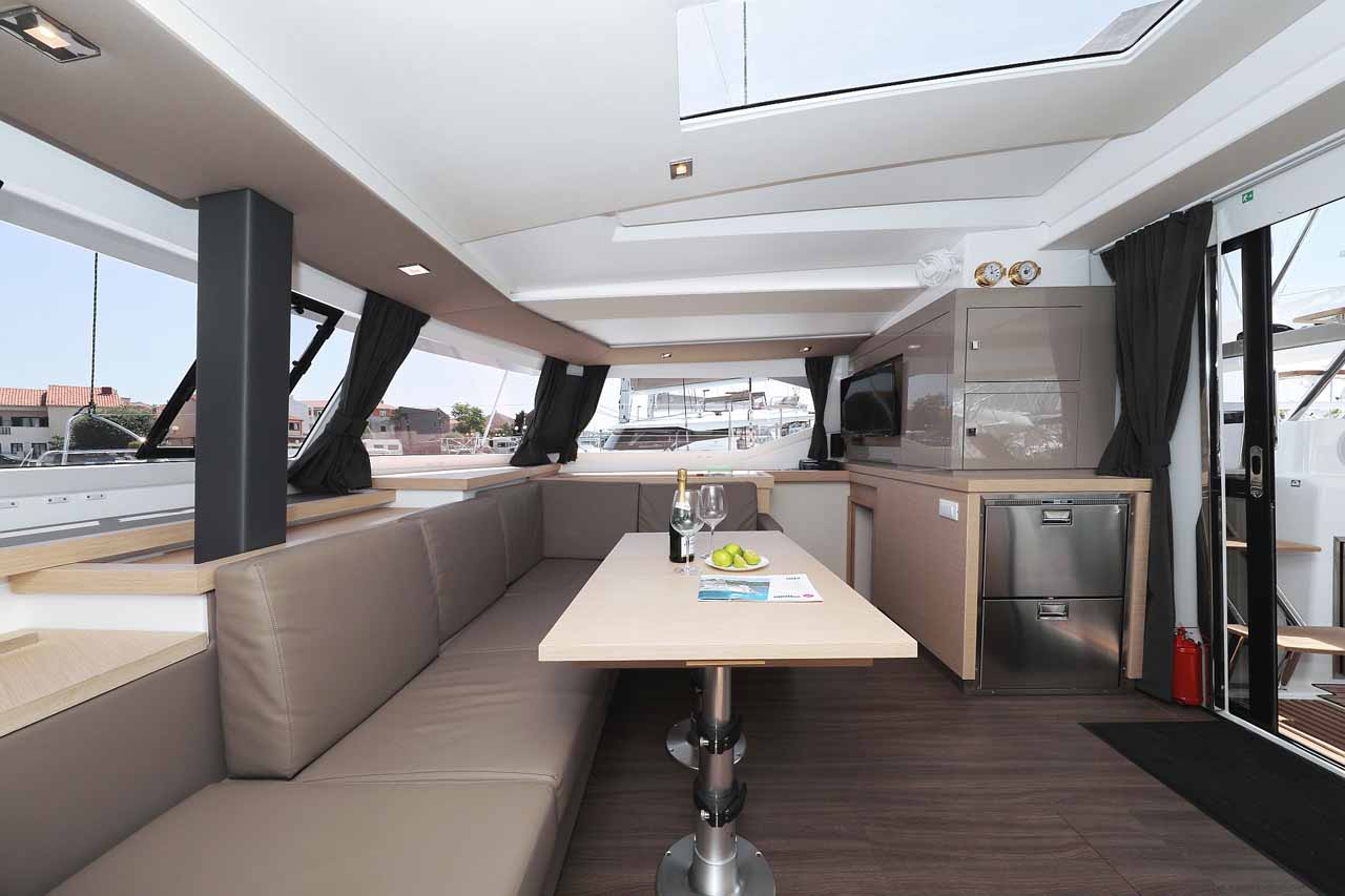 Photo #17 - Fountaine Pajot Astrea 42 (Bella V) en Biograd - 44606