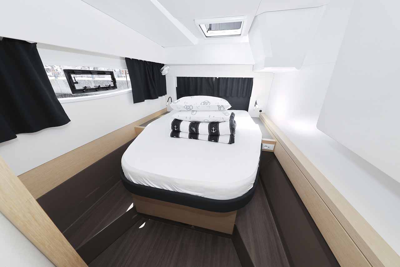 Photo #21 - Fountaine Pajot Astrea 42 (Bella V) en Biograd - 44606