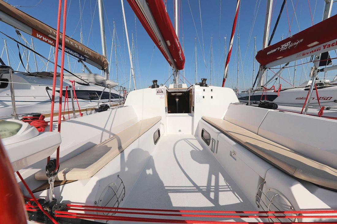 Photo #5 - Elan 350 Performance - 3 cab. (Uniform) in Biograd - 44615