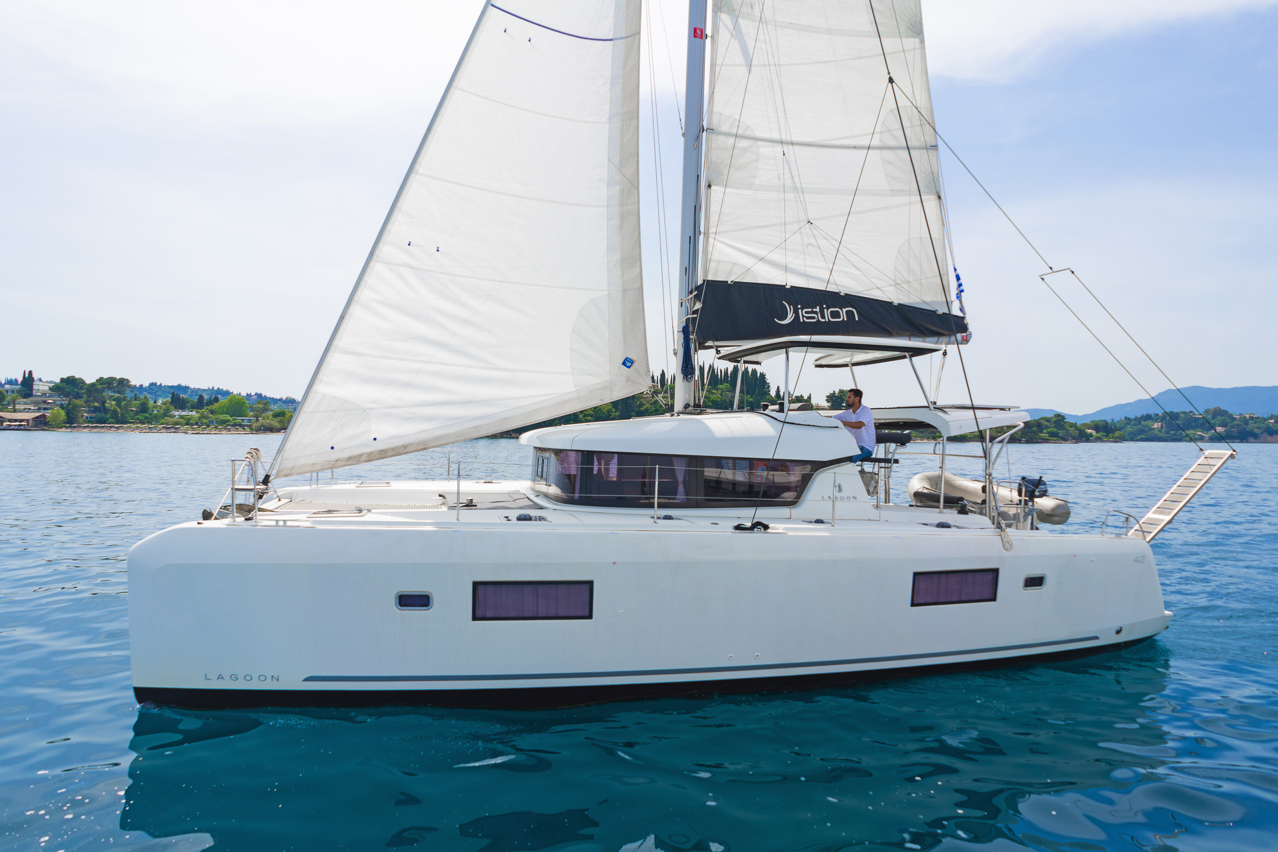Photo #11 - Lagoon 42 - 4 + 2 cab. (Four Seasons) in Corfu - 44628