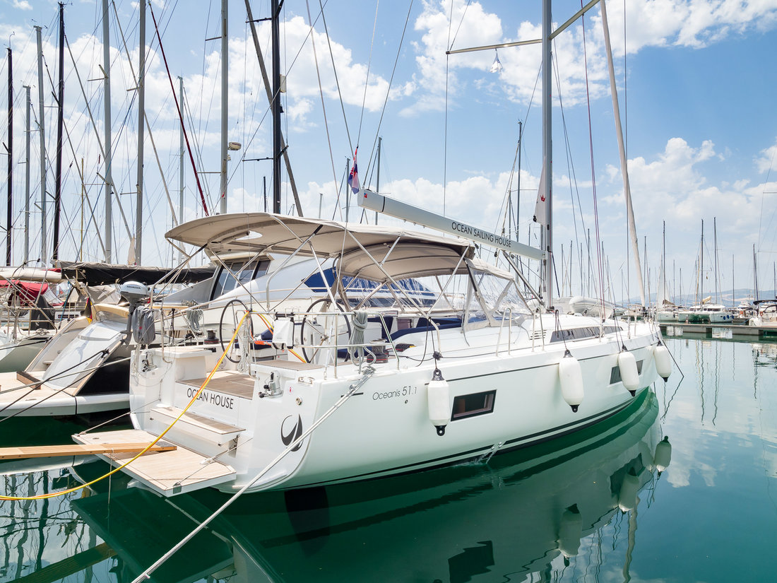 Photo #4 - Oceanis 51.1 - 5 + 1 cab. (Ocean House) in Kastela - 44658