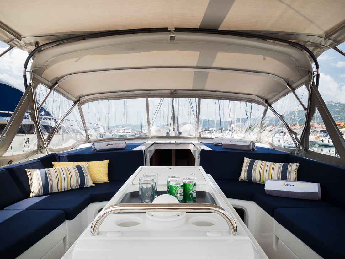 Photo #6 - Oceanis 51.1 - 5 + 1 cab. (Ocean House) in Kastela - 44658