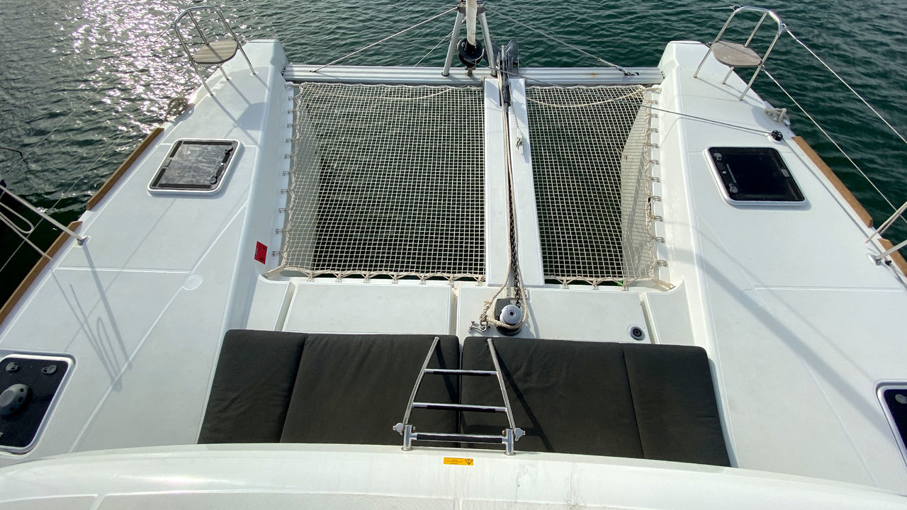 Photo #8 - Lagoon 40 - 4 + 1 cab. (Sunrise) in Palma - 44669