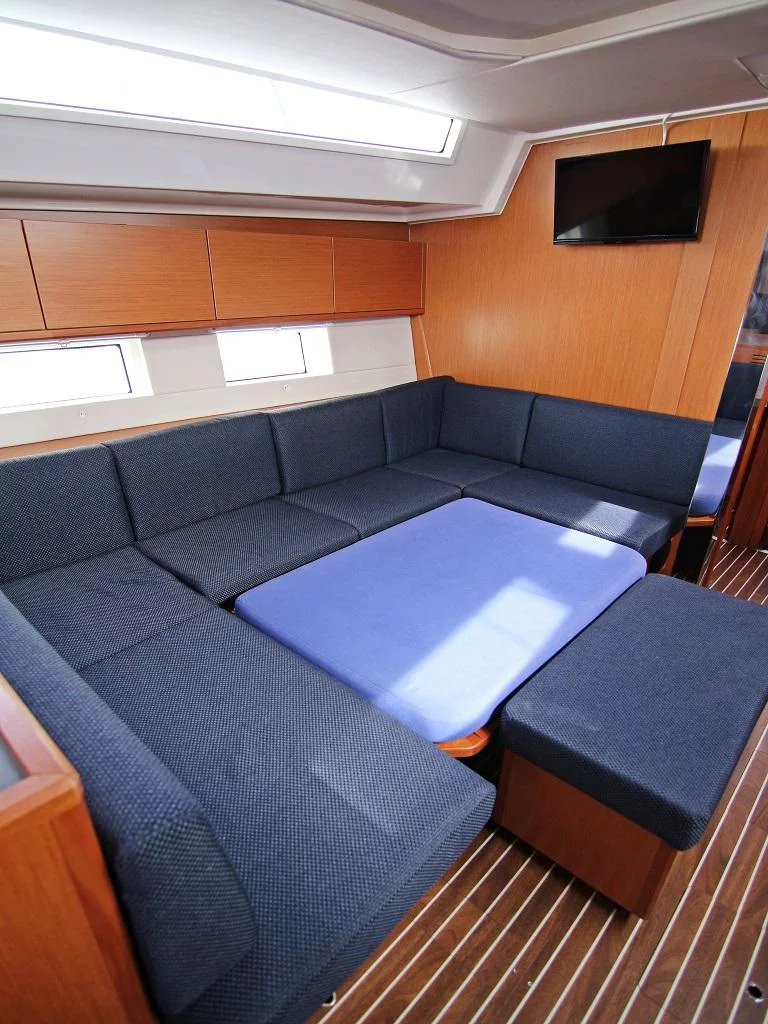 Bavaria C45 - 5 cab. (Twiggy)  - 11