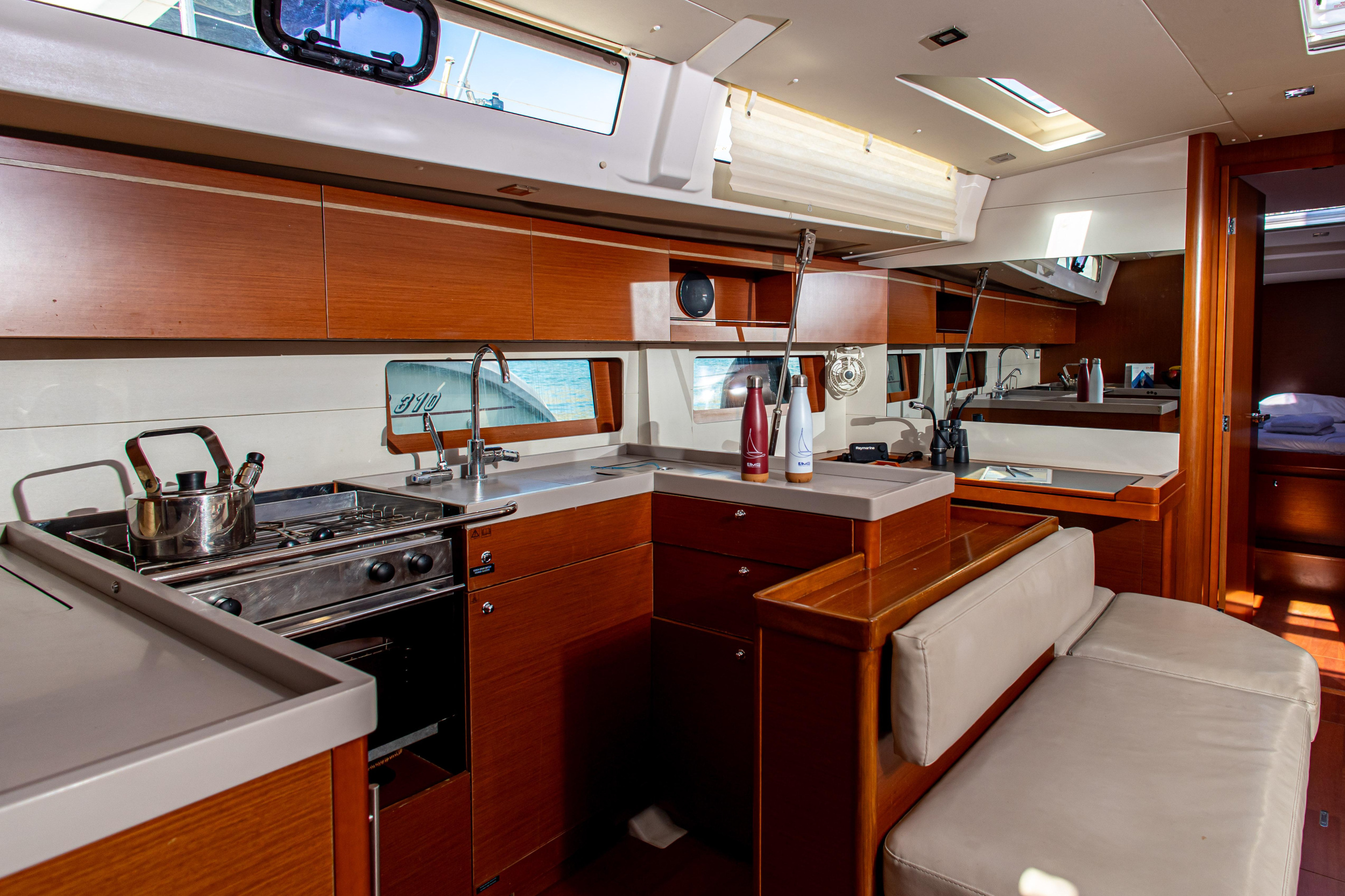 Photo #12 - Oceanis 51.1 - 5 + 1 cab. (Brando) en Lefkada - 44690