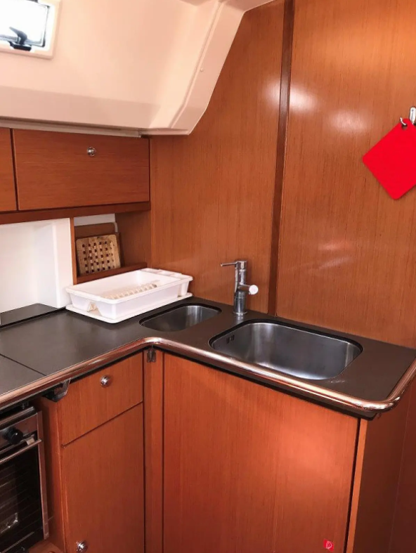 Photo #8 - Bavaria Cruiser 50 (Juniper) en Lefkada - 44691