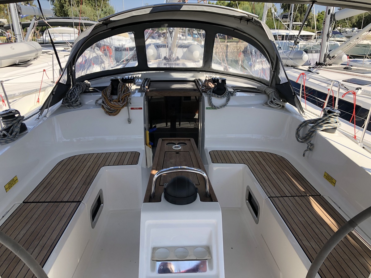 Photo #4 - Bavaria Cruiser 46 - 4 cab. (Amaryllis) in Athen - 44727