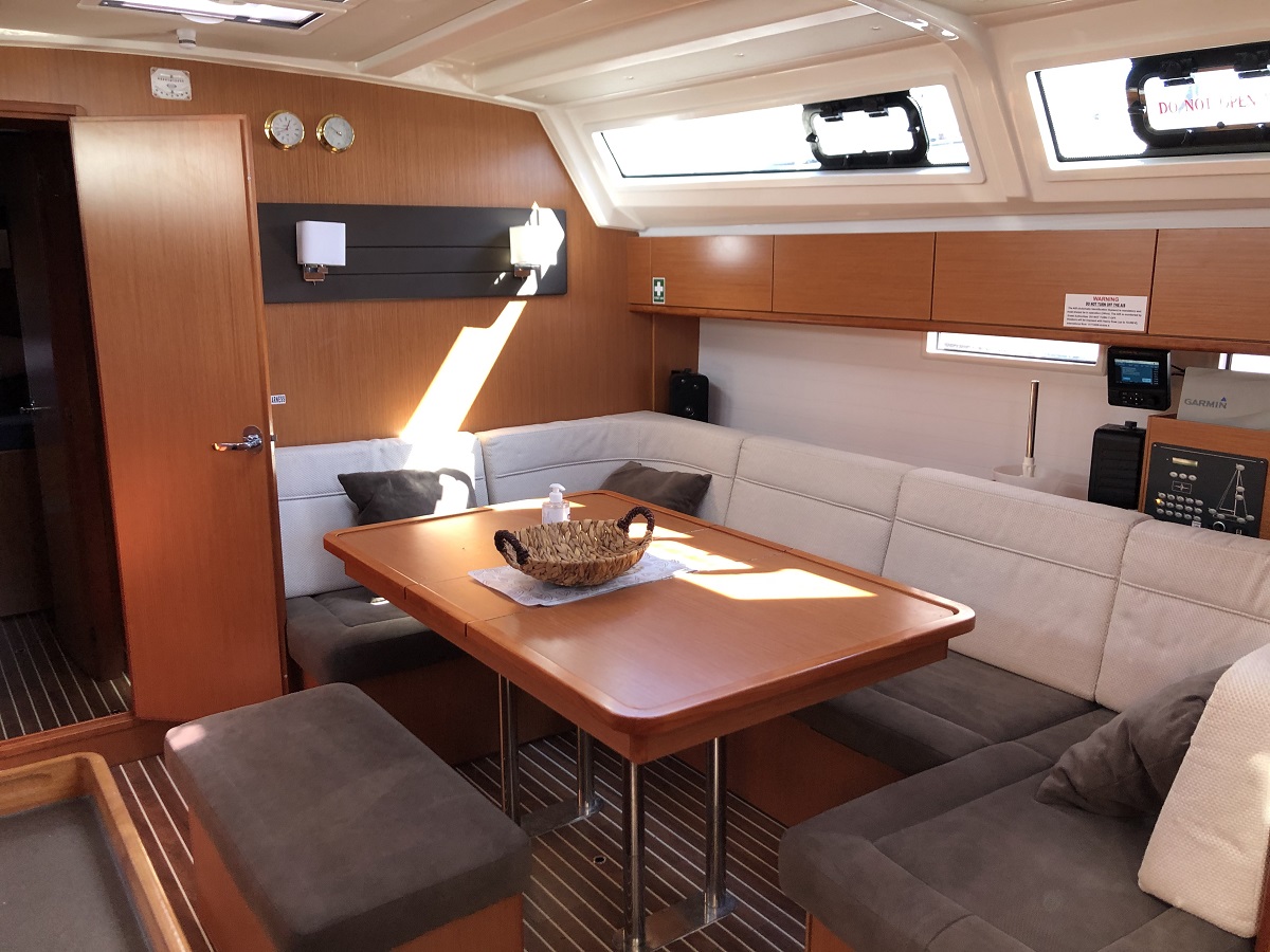 Photo #10 - Bavaria Cruiser 46 - 4 cab. (Amaryllis) in Athen - 44727