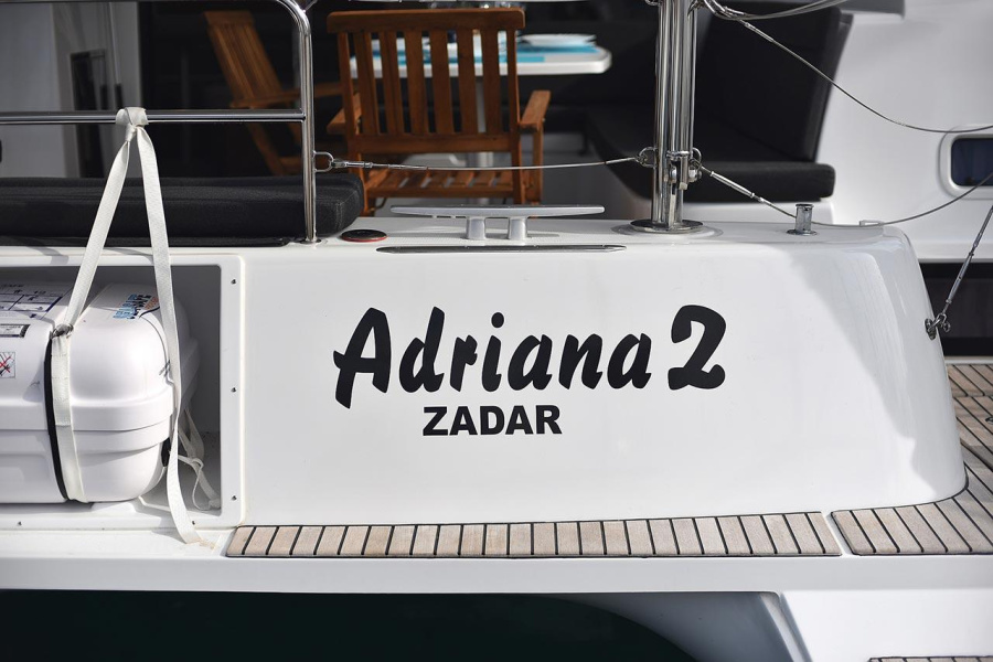 Adriana 2 - 2